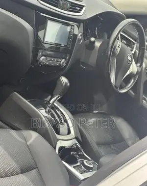 Nissan X-Trail 2.0 Petrol AWD 2016 Silver