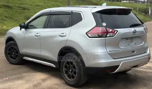 Nissan X-Trail 2.0 Petrol AWD 2016 Silver