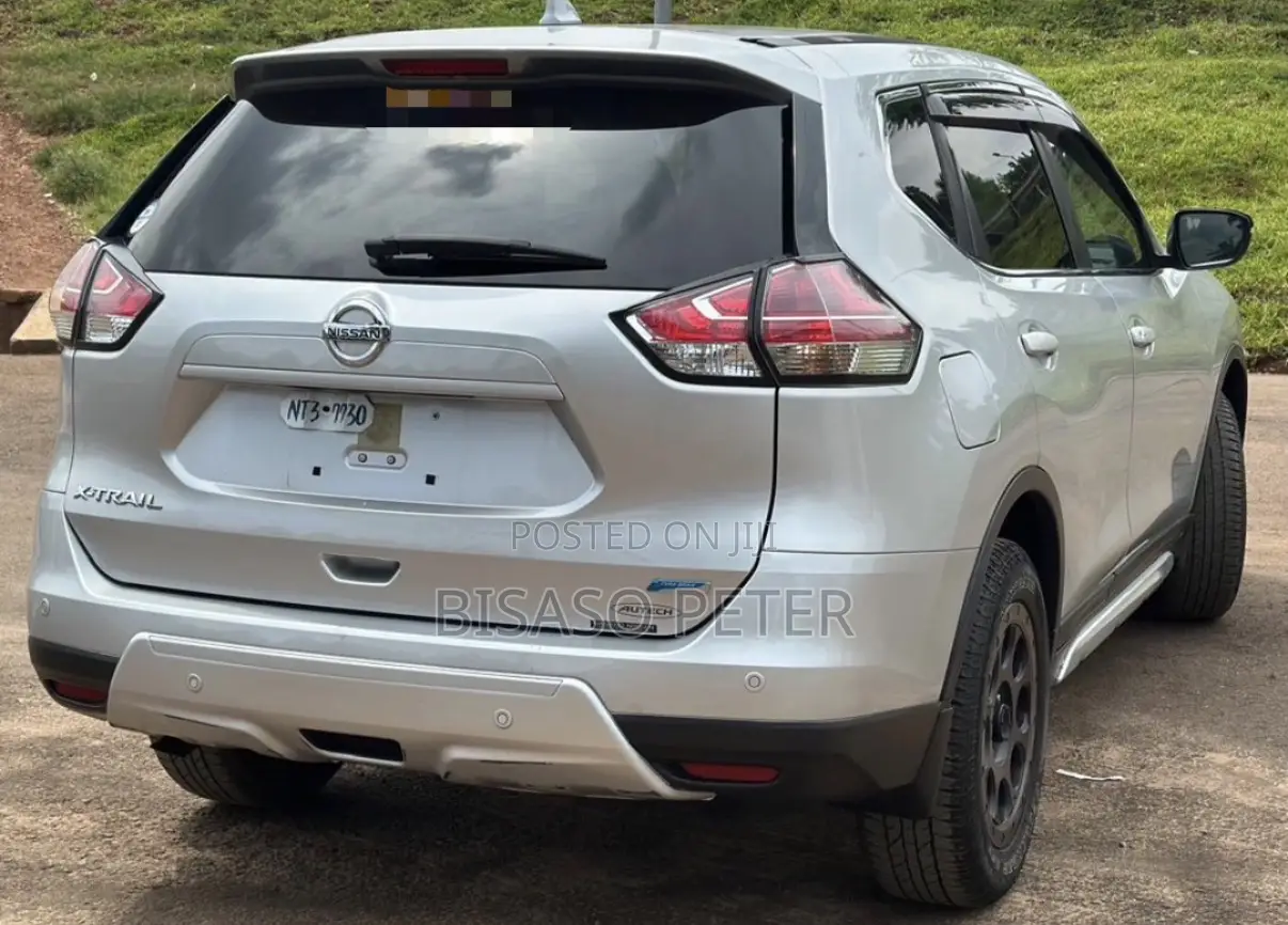 Nissan X-Trail 2.0 Petrol AWD 2016 Silver