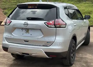 Nissan X-Trail 2.0 Petrol AWD 2016 Silver