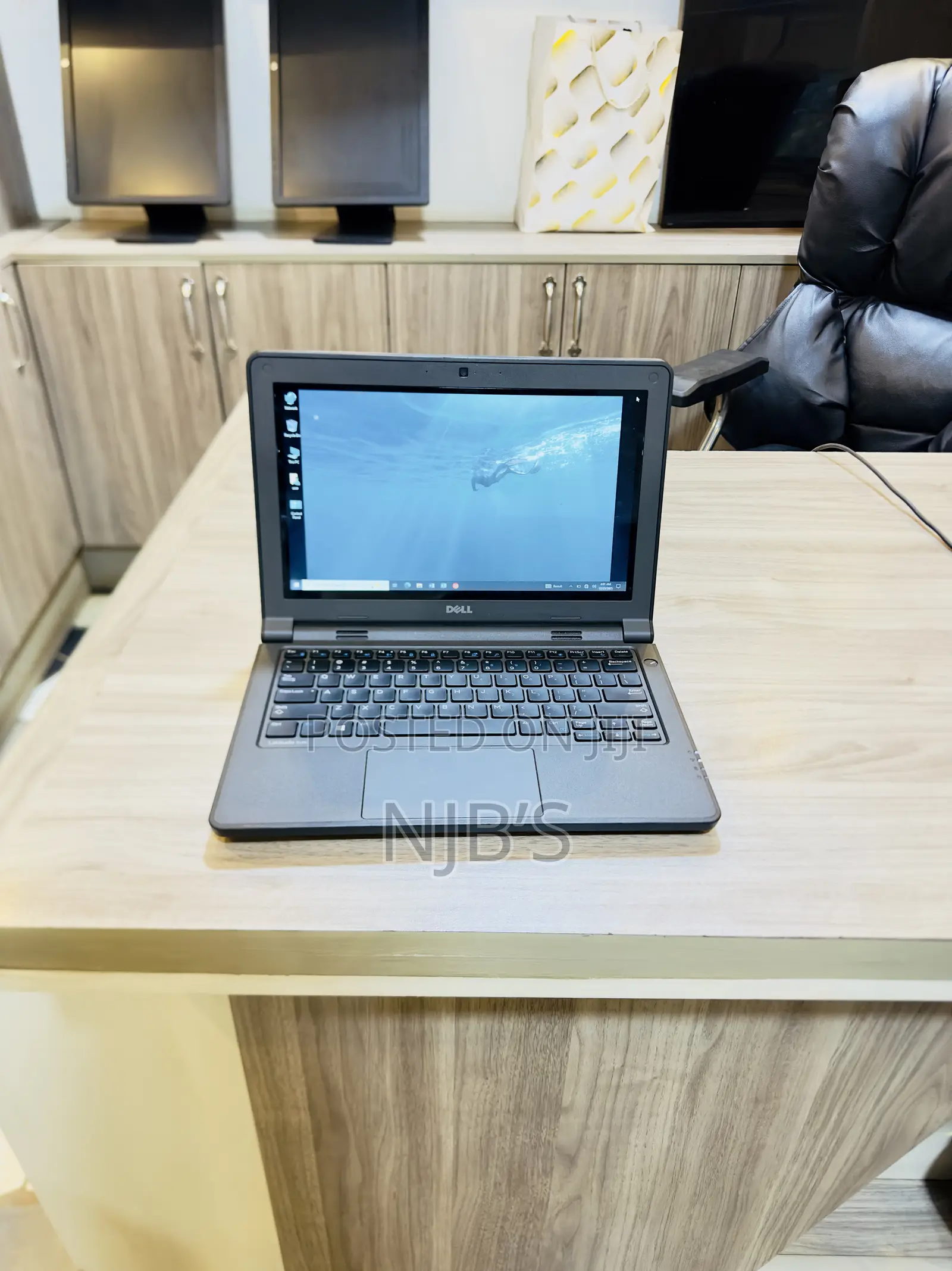 Laptop Dell Latitude 11 3160 4GB Intel Celeron HDD 500GB