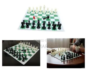 35x35cm Foldable Tournament Chess Set With 2 Extra Queens