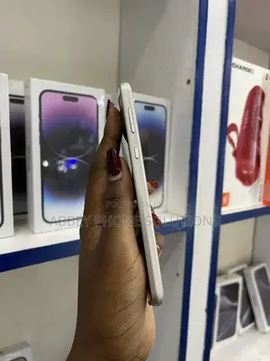Sharp Aquos Sense 2 SHV43 32 GB