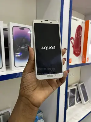 Sharp Aquos Sense 2 SHV43 32 GB