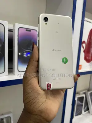 Sharp Aquos Sense 2 SHV43 32 GB