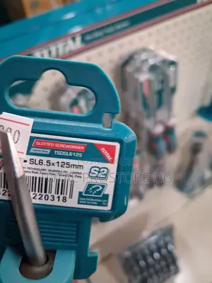 Slotted Screwdriver 6.5x125mm.