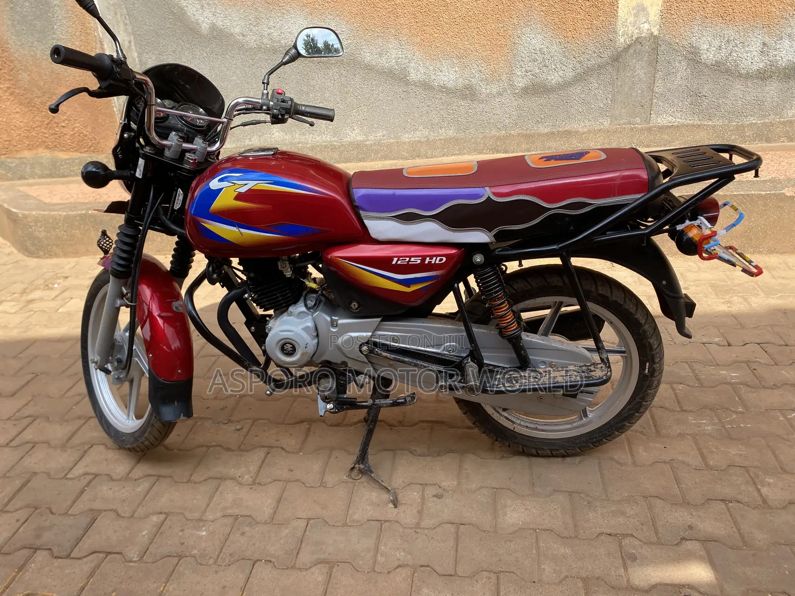 Bajaj CT 125X 2025 Red