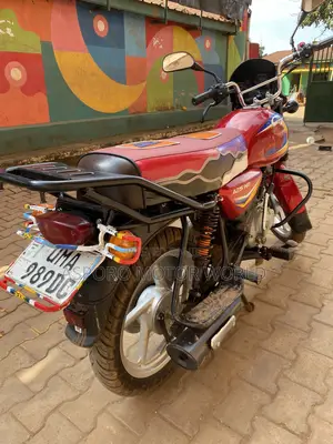 Bajaj CT 125X 2025 Red