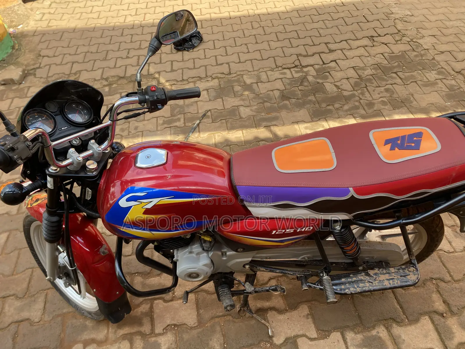 Bajaj CT 125X 2025 Red