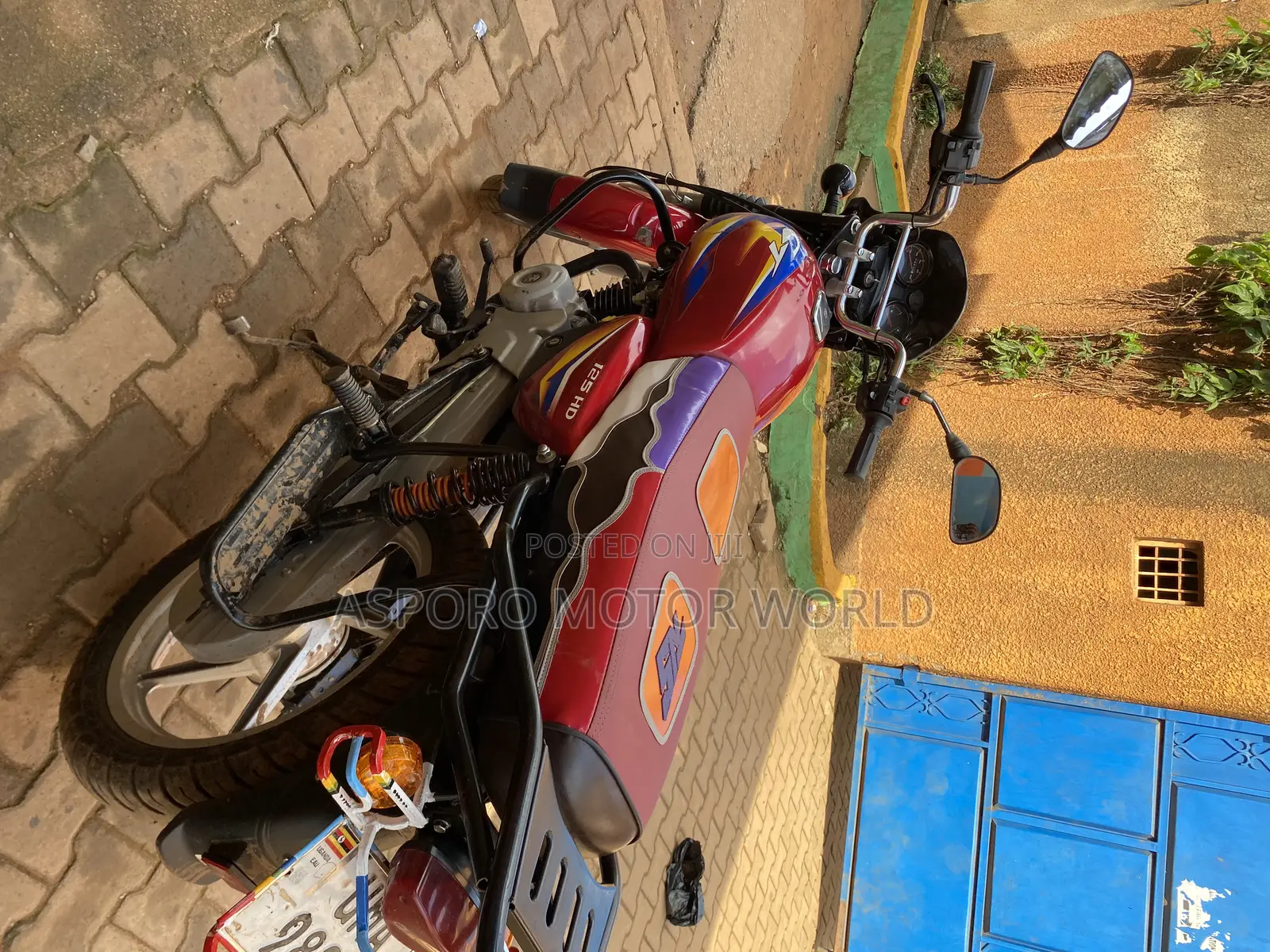 Bajaj CT 125X 2025 Red