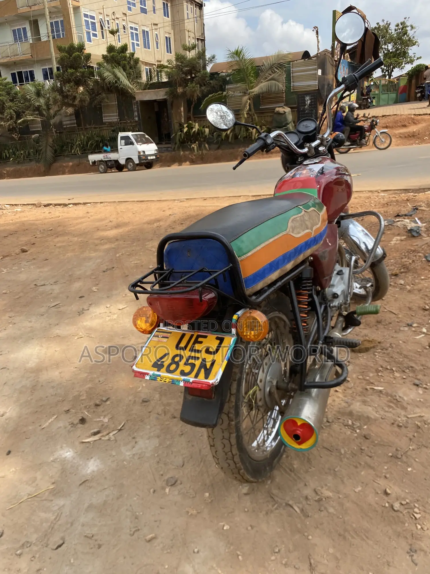 Bajaj Boxer 100 2019 Red