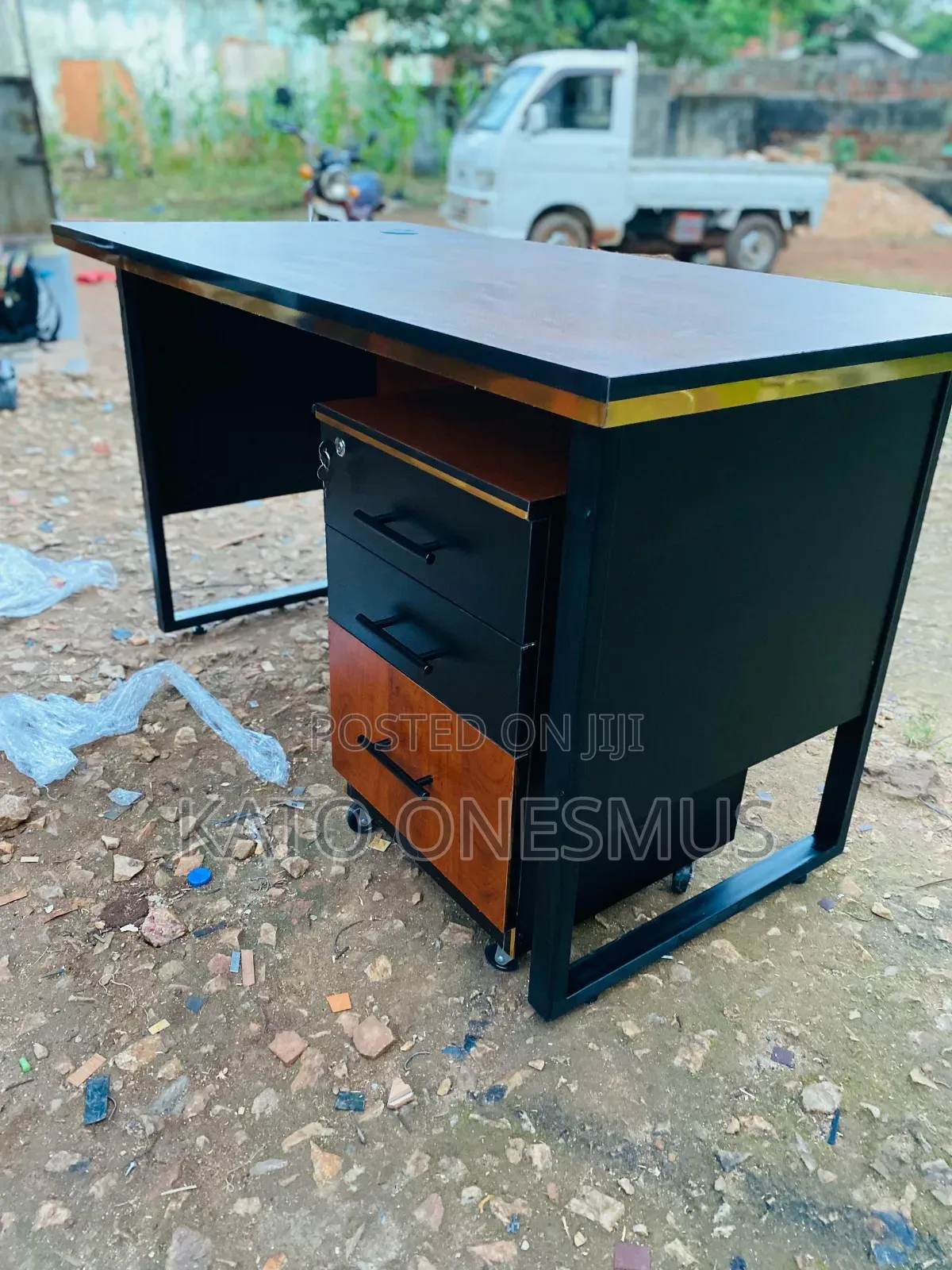 Office Desk With Metallic Stands