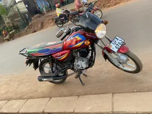 Bajaj CT 125X 2023 Red