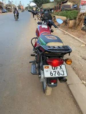 Bajaj CT 125X 2023 Red