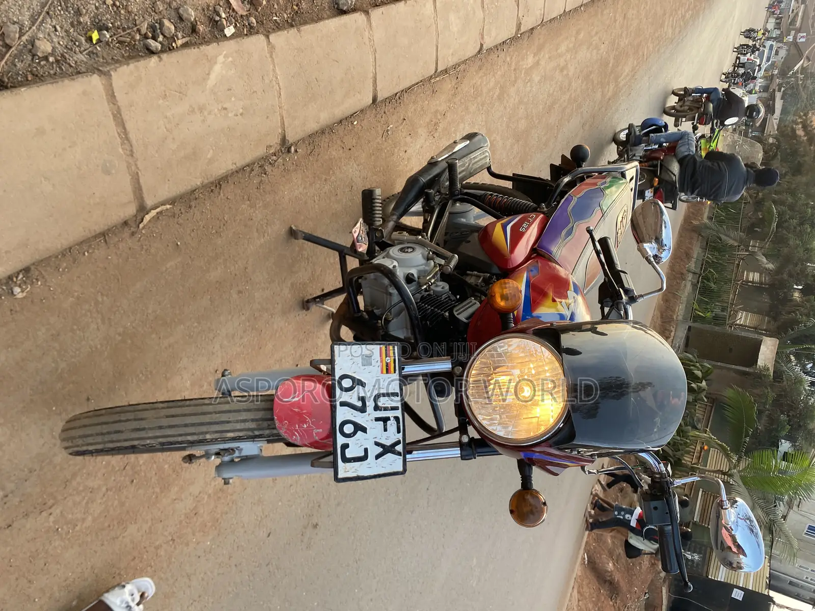 Bajaj CT 125X 2023 Red