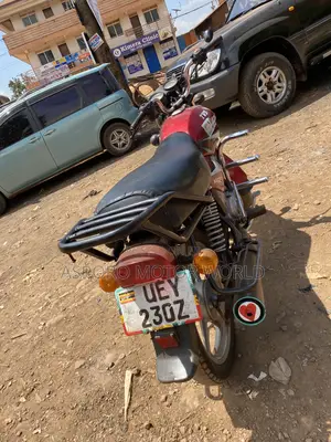 TVS HLX 125 2020 Red