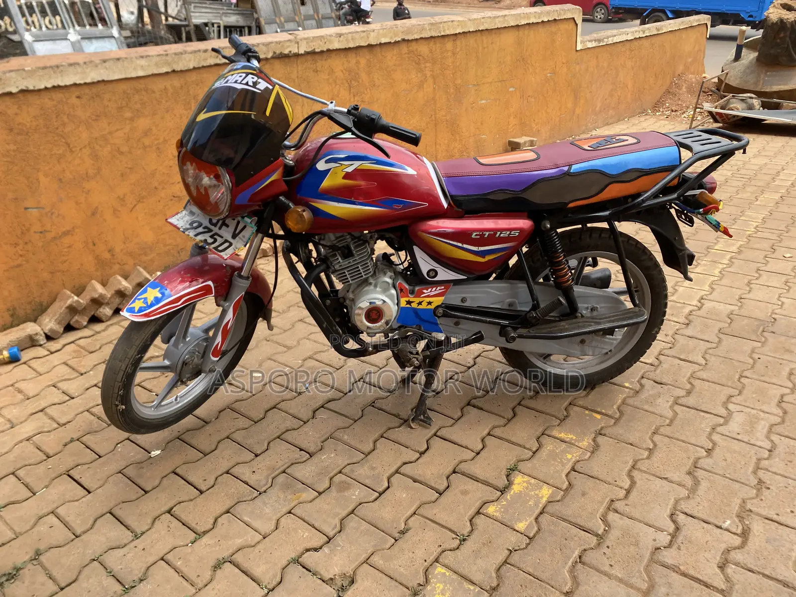 Bajaj CT 125X 2023 Red