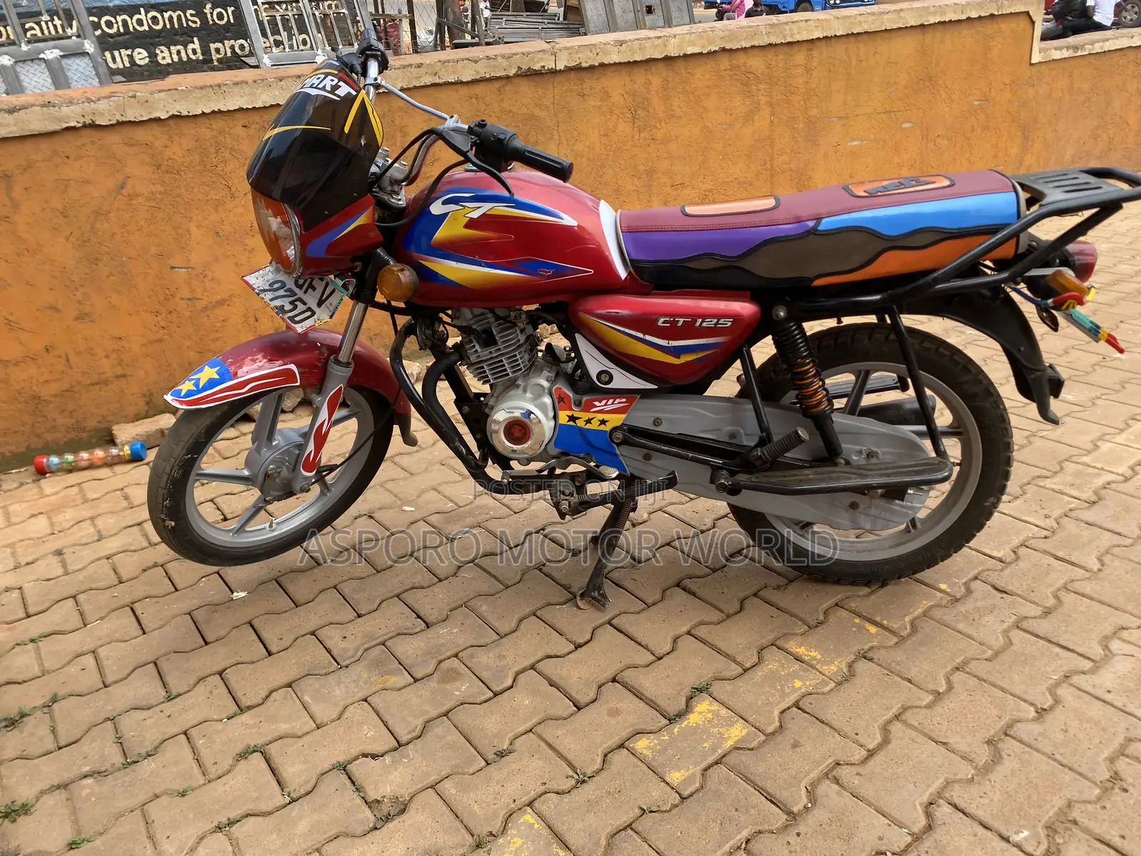 Bajaj CT 125X 2023 Red