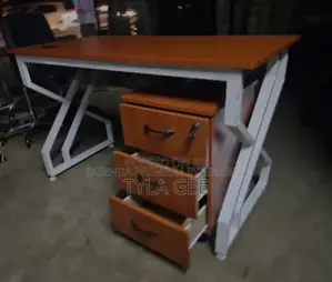Metallic Office Table/Office Table/Reading Desk/Offices Tables045