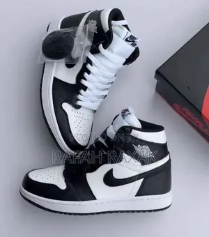 Original Nike Air Jordan 1 Retro High Og “Panda” Sneaker