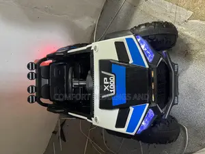 Rechargeable Toy Car  With Remote 1 To 10 Years