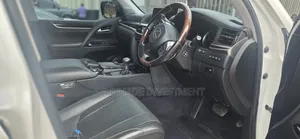 Lexus LS 2018 White