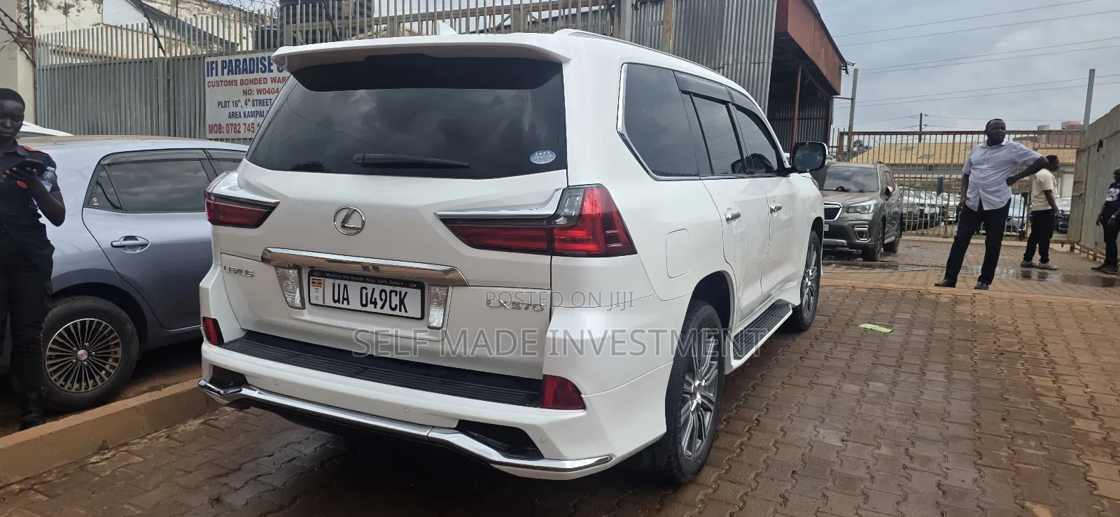 Lexus LS 2018 White