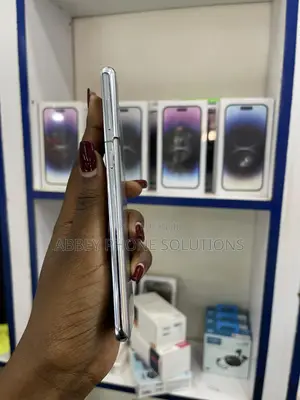 Samsung Galaxy S21+ 5G 128 GB Silver