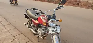 Bajaj Boxer 2025 Red
