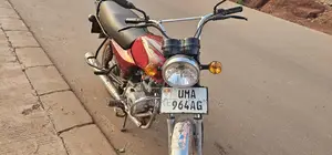 Bajaj Boxer 2025 Red