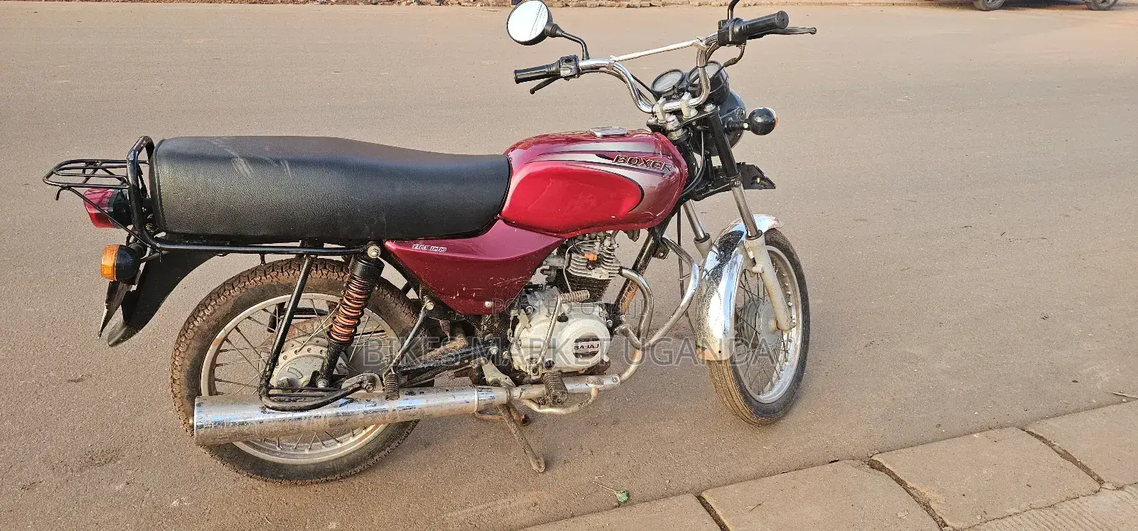 Bajaj Boxer 2025 Red