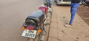 Bajaj Boxer 2025 Red
