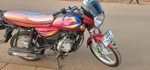 Bajaj CT 125X 2025 Red