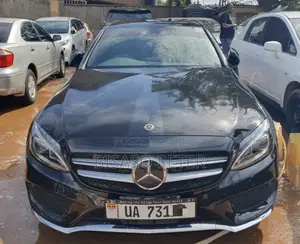 Mercedes-Benz C180 2016 Black
