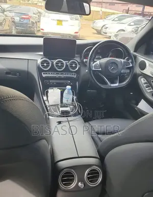 Mercedes-Benz C180 2016 Black