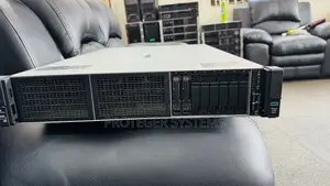 Server HP ProLiant DL380 Gen10 32GB Intel Xeon HDD+SSD 2T