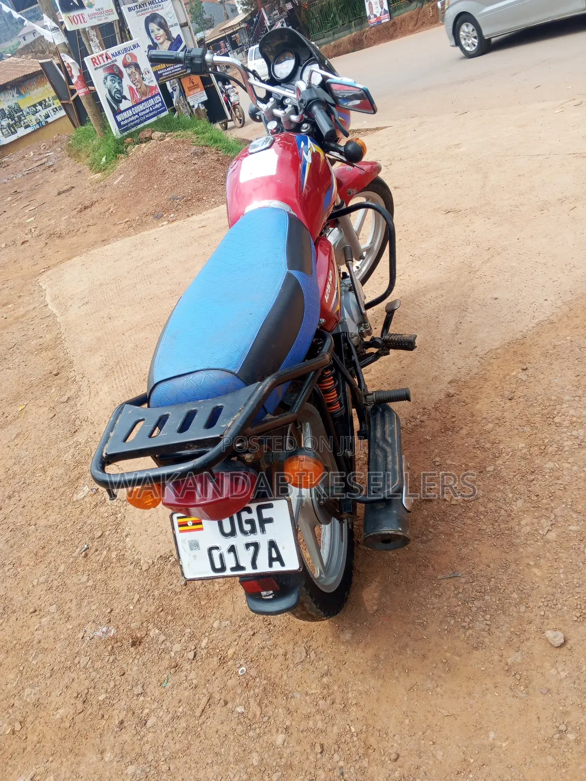 Bajaj Boxer 125 2024 Red