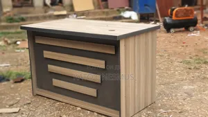 Offiexecutive Tables With Designs