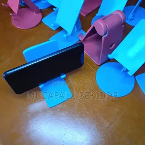 Phone Holding Stand Adjustable