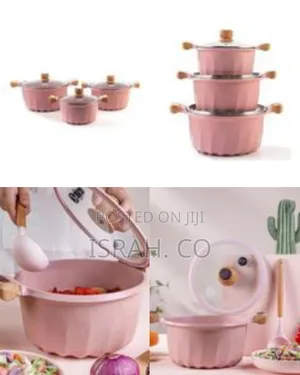 Set of Three Cooking Pots With Lids