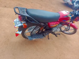 Bajaj CT 125X 2025 Red