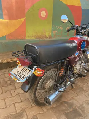 Bajaj Boxer 100 2022 Red