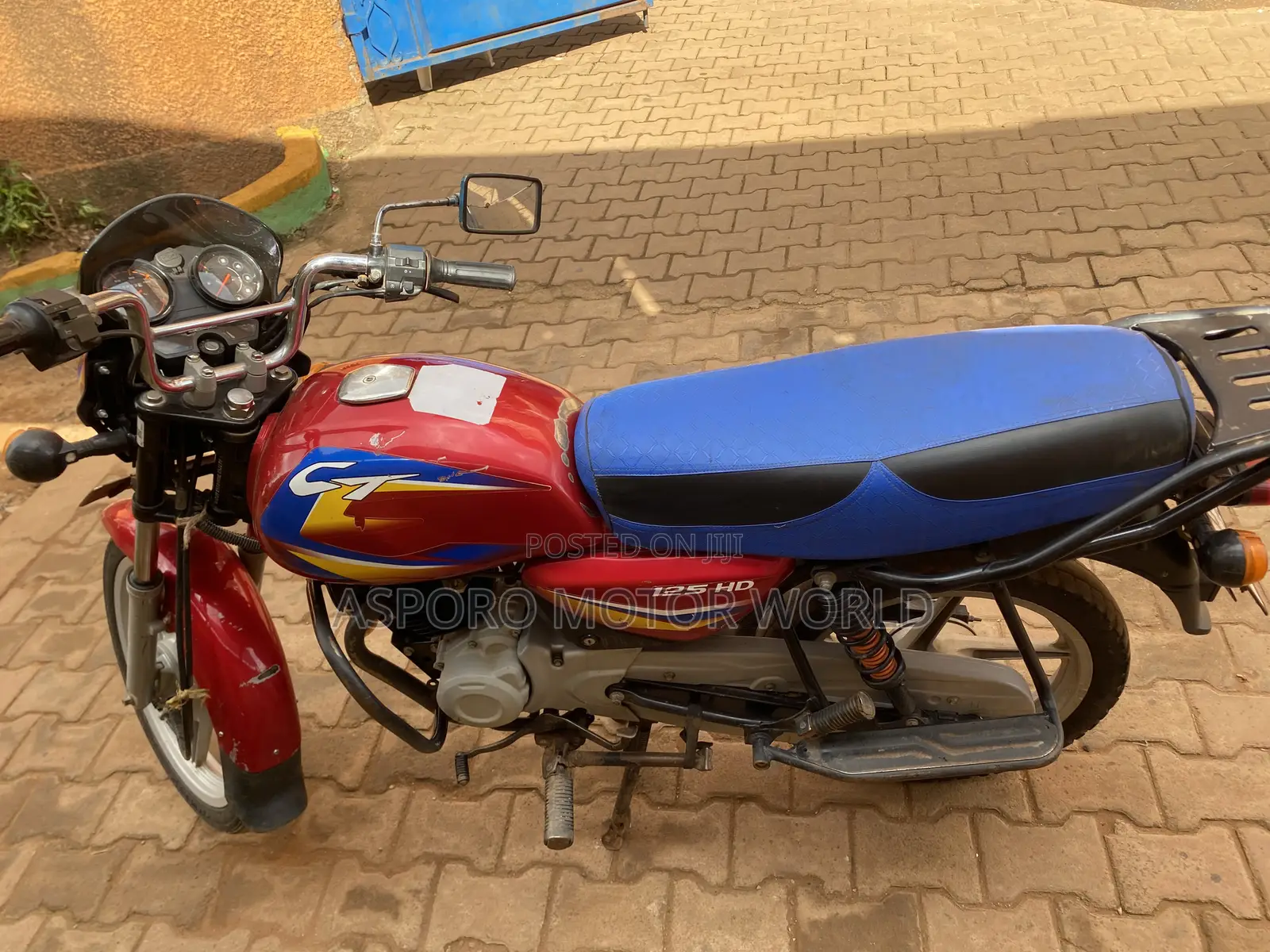 Bajaj CT 125X 2024 Red