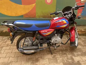 Bajaj CT 125X 2024 Red