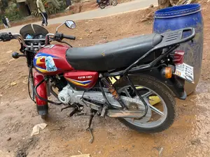 Bajaj CT 125X 2024 Red