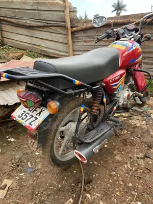 Bajaj CT 125X 2023 Red