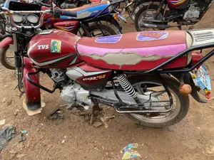 TVS HLX 125 2022 Red