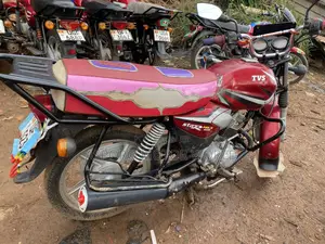 TVS HLX 125 2022 Red