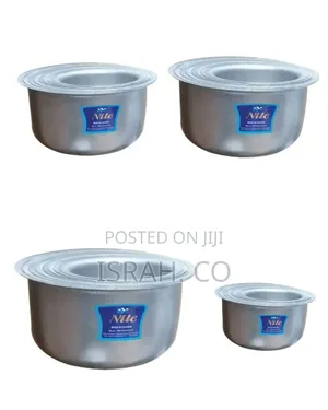 8 Pieces Set of Aluminum Saucepans