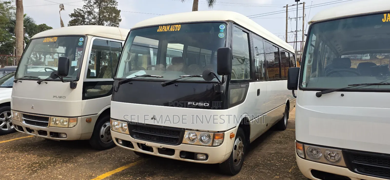Mitsubishi Fuso Rosa 2011 Grey